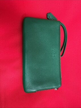 Coach Green Leather Wristlet Wallet